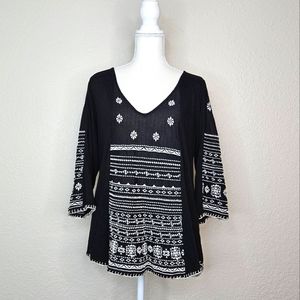 Lucky Brand Women's Embroidered V-neck large size 3/4 sleeve cotton blouse